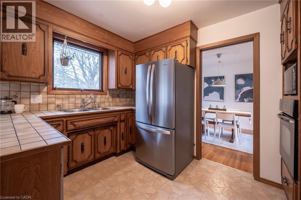 27 Sunset Drive, West Montrose, Ontario  N0B 2V0 - Photo 16 - 40818201