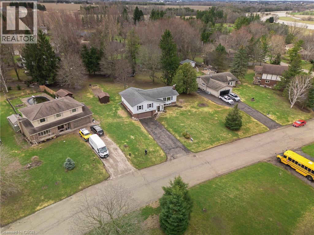 27 Sunset Drive, West Montrose, Ontario  N0B 2V0 - Photo 2 - 40818201