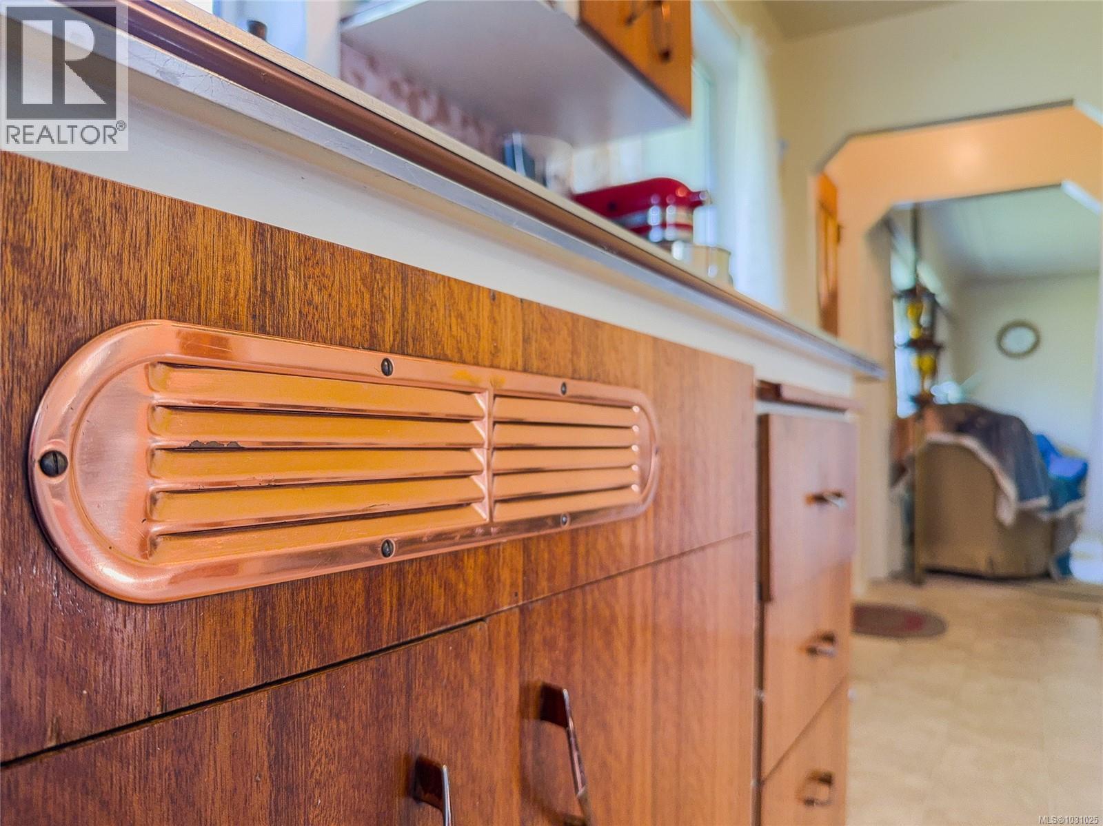 4380 Anderson Ave, Port Alberni, British Columbia  V9Y 5B5 - Photo 13 - 1031025