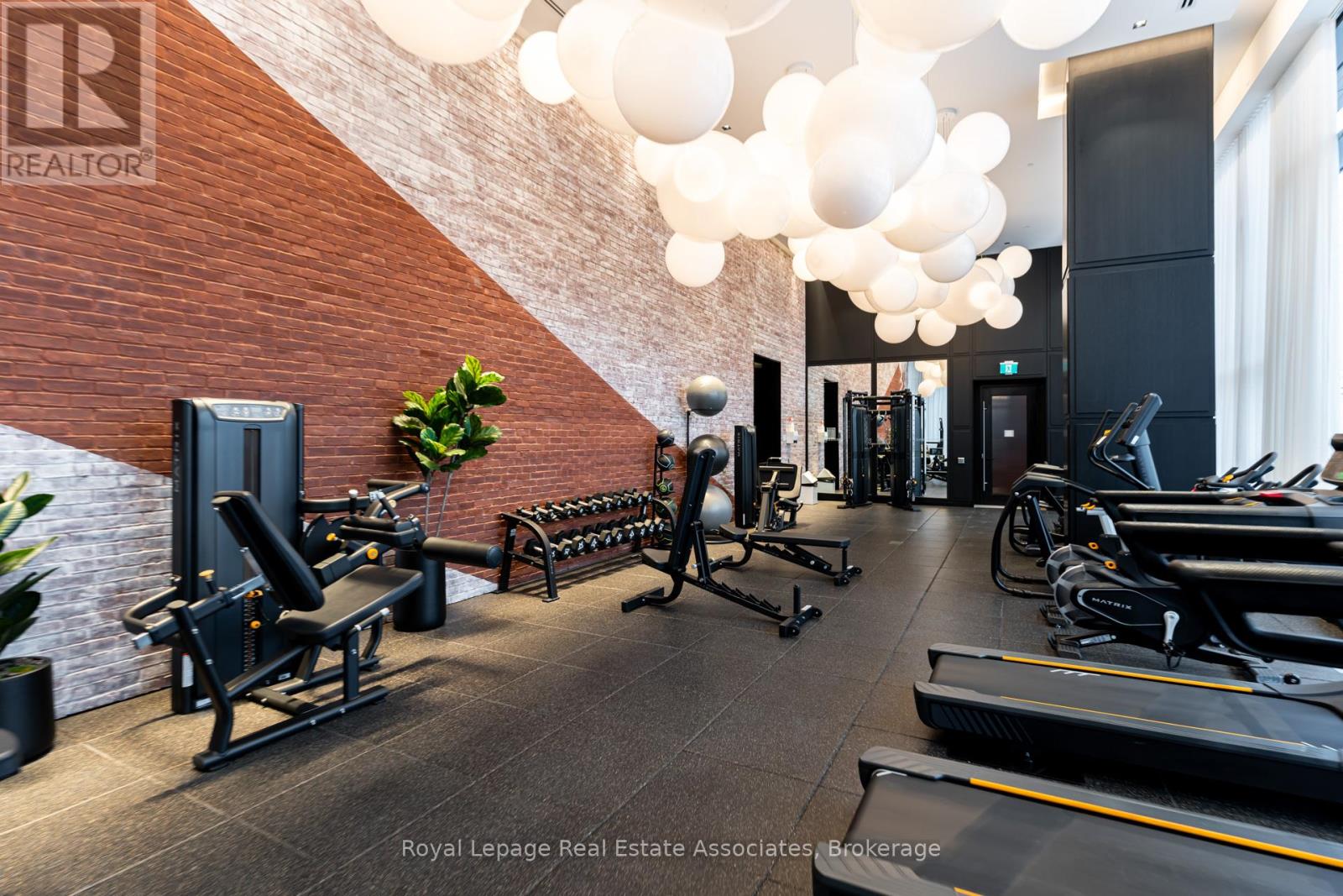 407 - 3200 William Coltson Avenue, Oakville, Ontario  L6H 7W6 - Photo 31 - W12919190