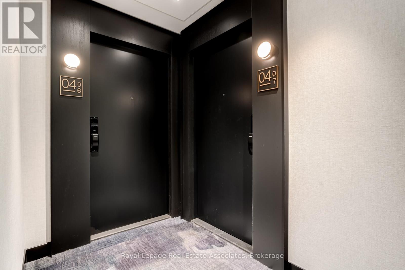 407 - 3200 William Coltson Avenue, Oakville, Ontario  L6H 7W6 - Photo 6 - W12919190