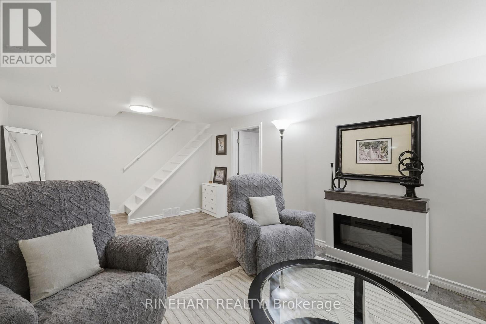 128 Banbury Road, London South (South T), Ontario  N5Z 4G4 - Photo 33 - X12964768