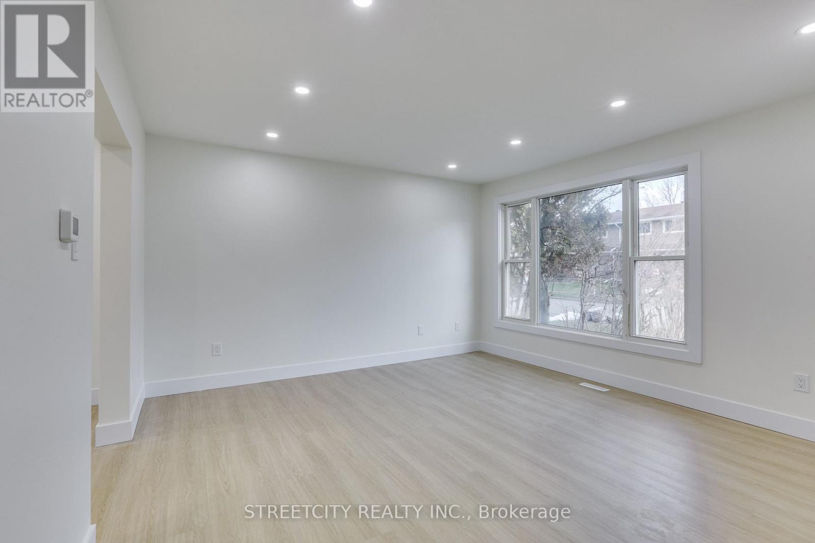 25 Augusta Crescent, London South, Ontario  N6E 2C9 - Photo 5 - X12964776