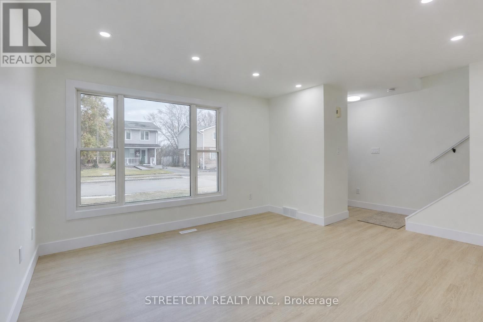 25 Augusta Crescent, London South, Ontario  N6E 2C9 - Photo 6 - X12964776