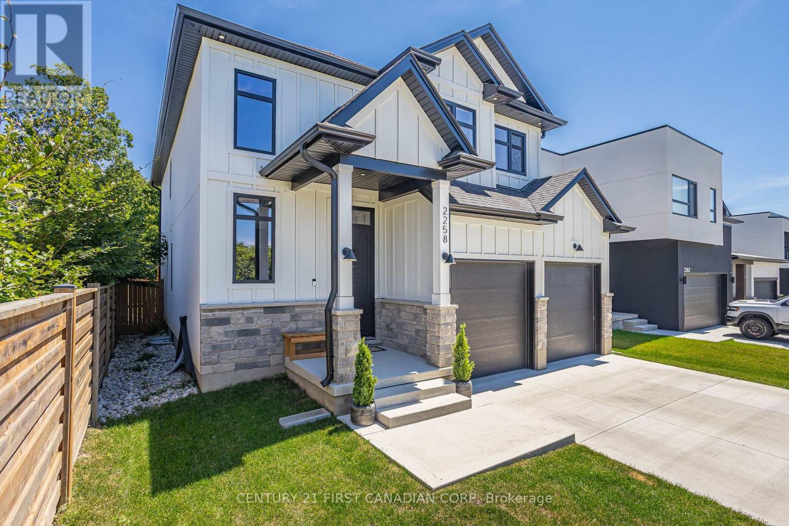 2258 Wickerson Road, London South, Ontario  N6K 0C3 - Photo 3 - X12964862