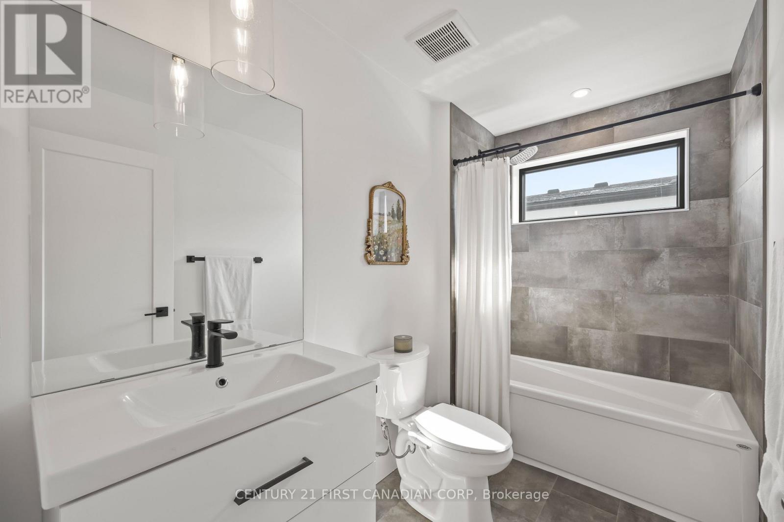 2258 Wickerson Road, London South, Ontario  N6K 0C3 - Photo 31 - X12964862