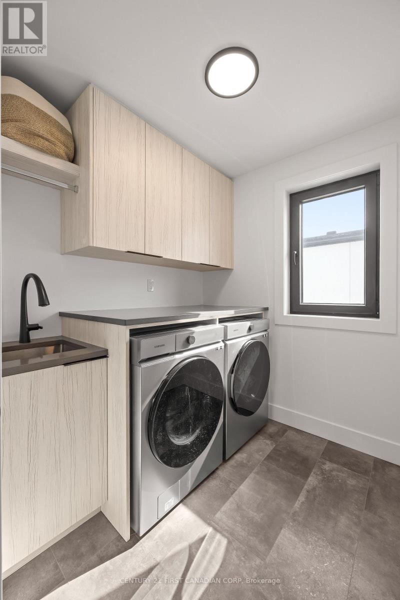 2258 Wickerson Road, London South, Ontario  N6K 0C3 - Photo 32 - X12964862