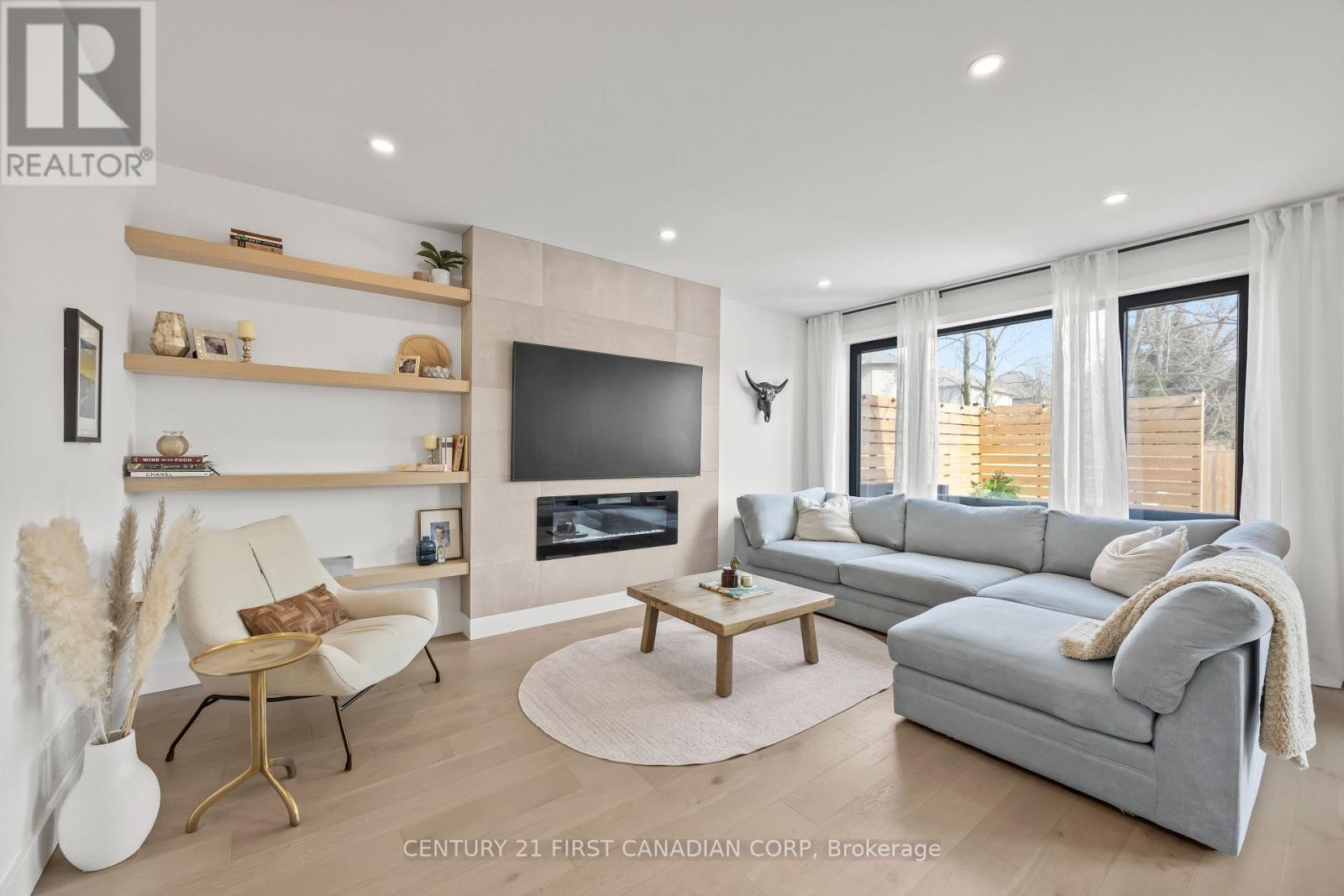 2258 Wickerson Road, London South, Ontario  N6K 0C3 - Photo 9 - X12964862