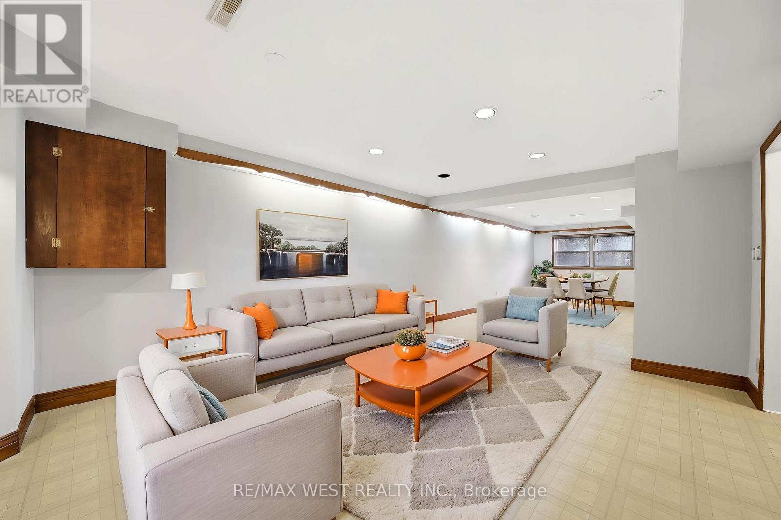 15637 Mclaughlin Road, Caledon, Ontario  L7C 1L9 - Photo 9 - W12964598