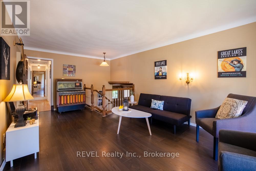 43 Trelawn Parkway, Welland, Ontario  L3C 1W4 - Photo 11 - X12657834