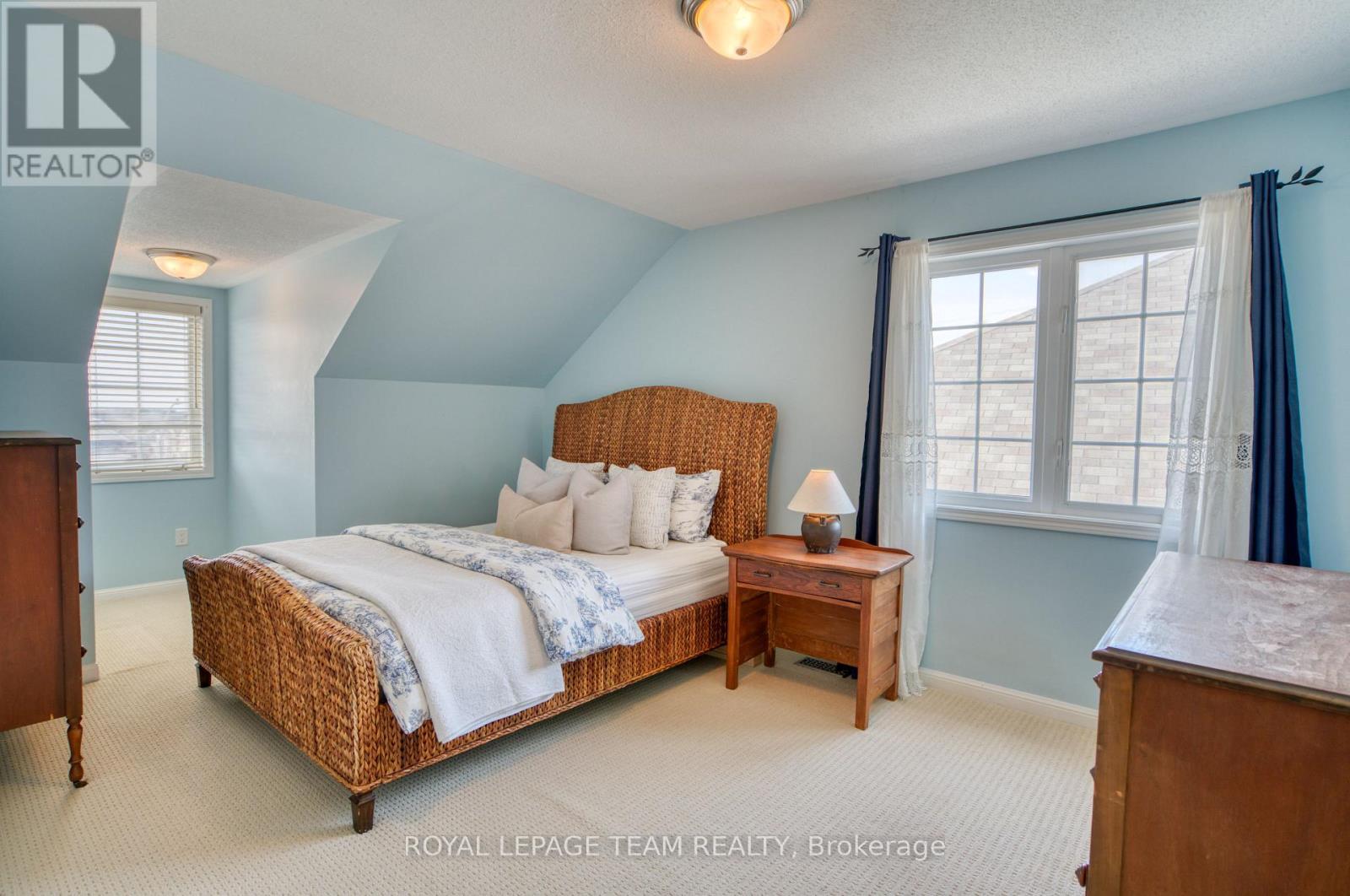 249 Huntsville Drive, Ottawa, Ontario  K2T 0C5 - Photo 33 - X12964786