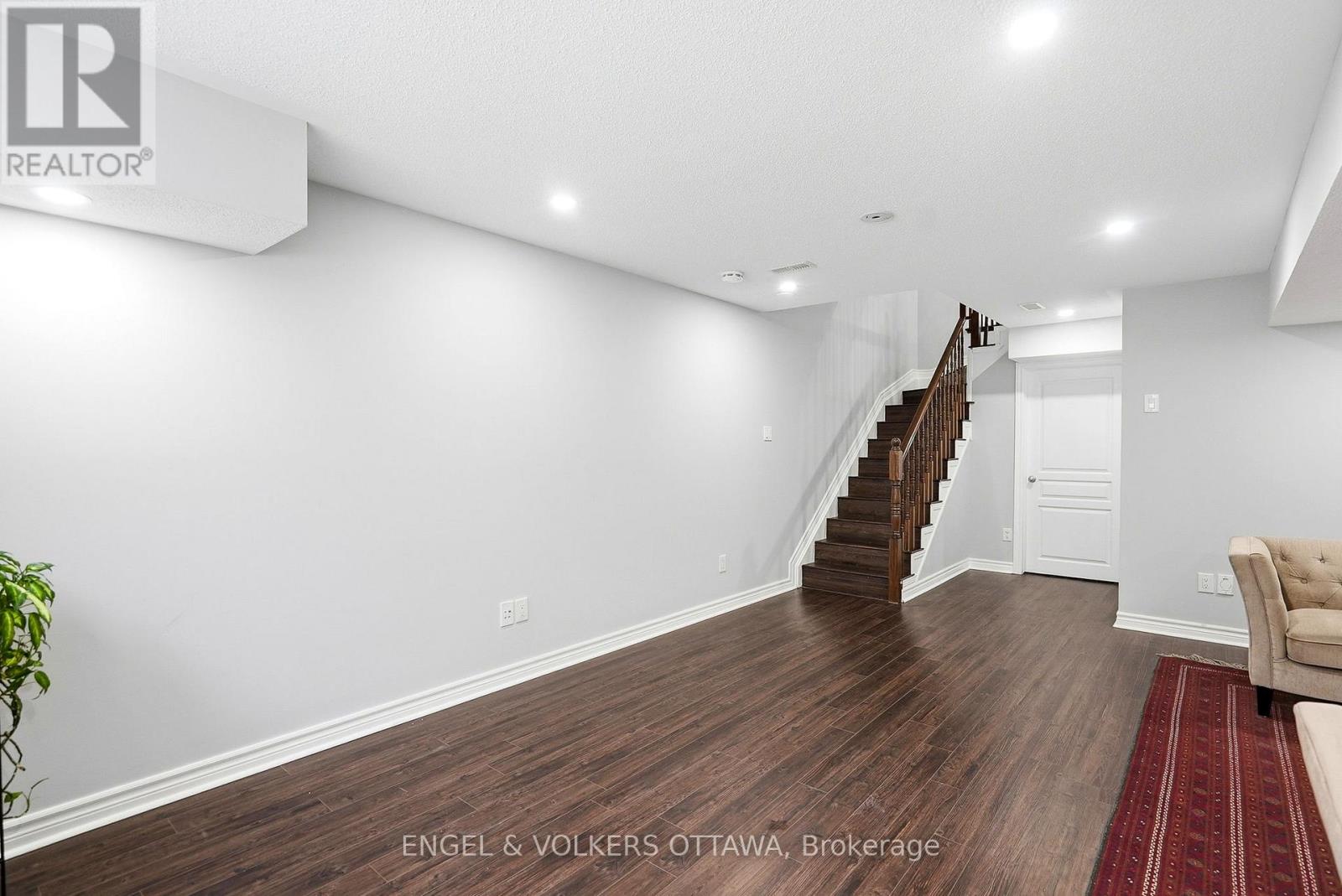 476 Barrick Hill Road, Ottawa, Ontario  K2M 0H8 - Photo 17 - X12964912