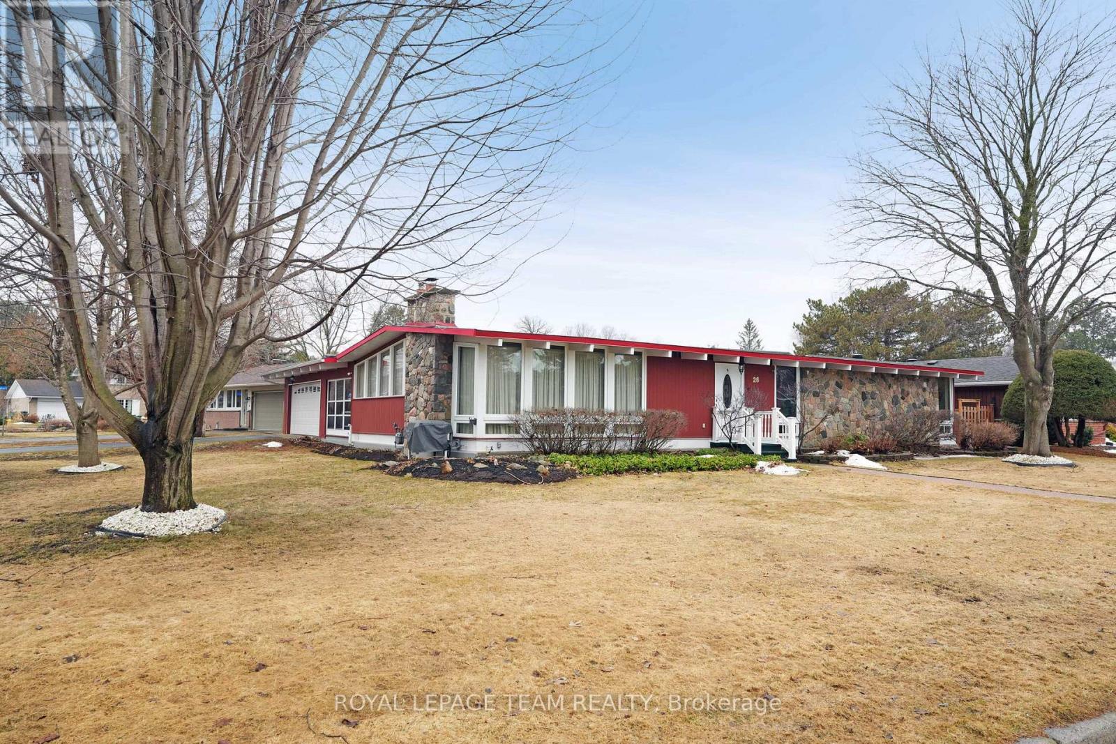 26 NANAIMO DRIVE, Ottawa, Ontario