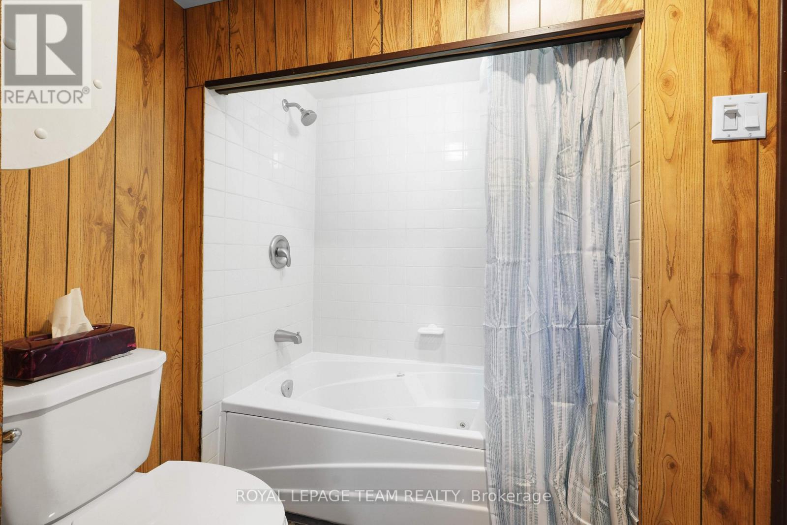 26 Nanaimo Drive, Ottawa, Ontario  K2H 6X7 - Photo 37 - X12964914