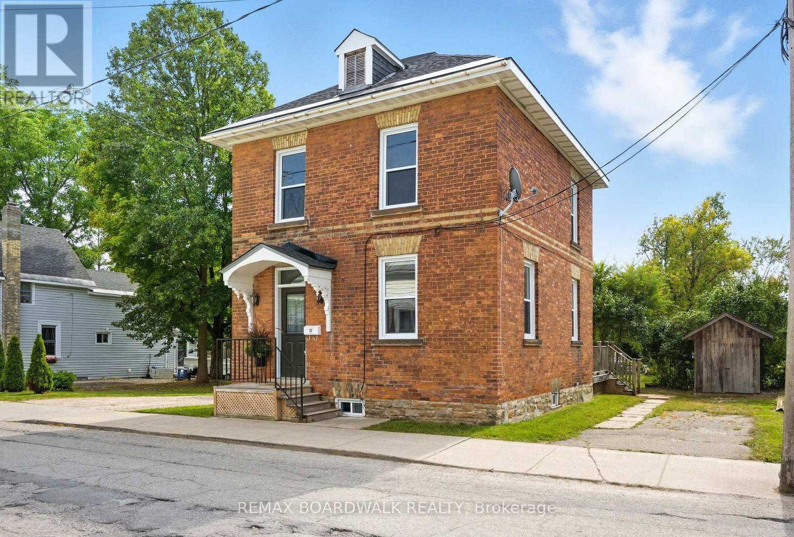 22 ISABELLA STREET, Perth, Ontario