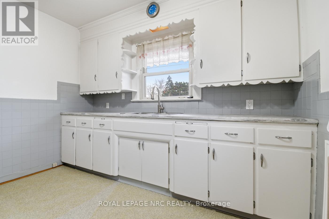 383 Bell Street, Port Colborne, Ontario  L3K 1J7 - Photo 20 - X12964878