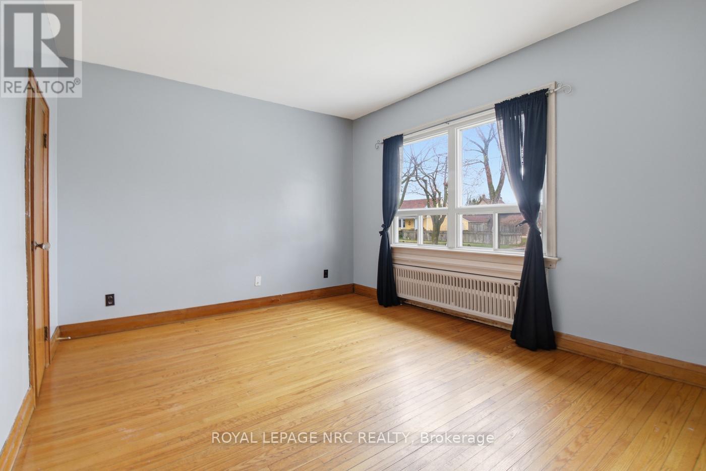 383 Bell Street, Port Colborne, Ontario  L3K 1J7 - Photo 9 - X12964878