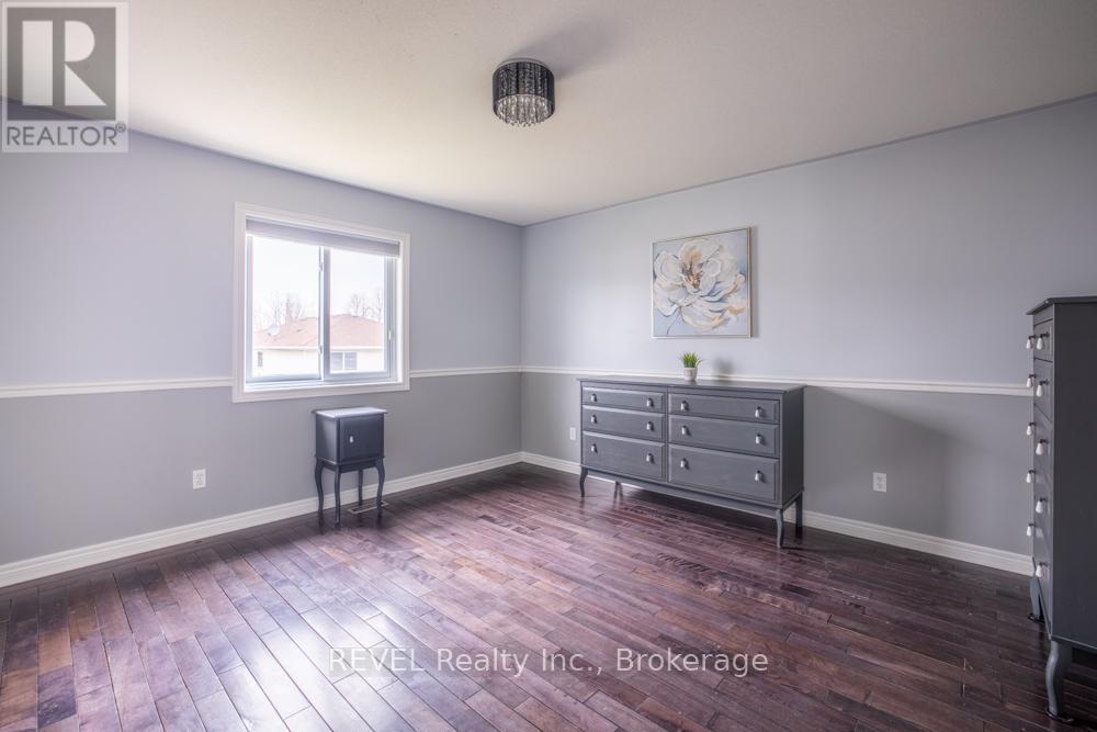 8205 Harvest Crescent, Niagara Falls, Ontario  L2H 3G4 - Photo 19 - X12964940