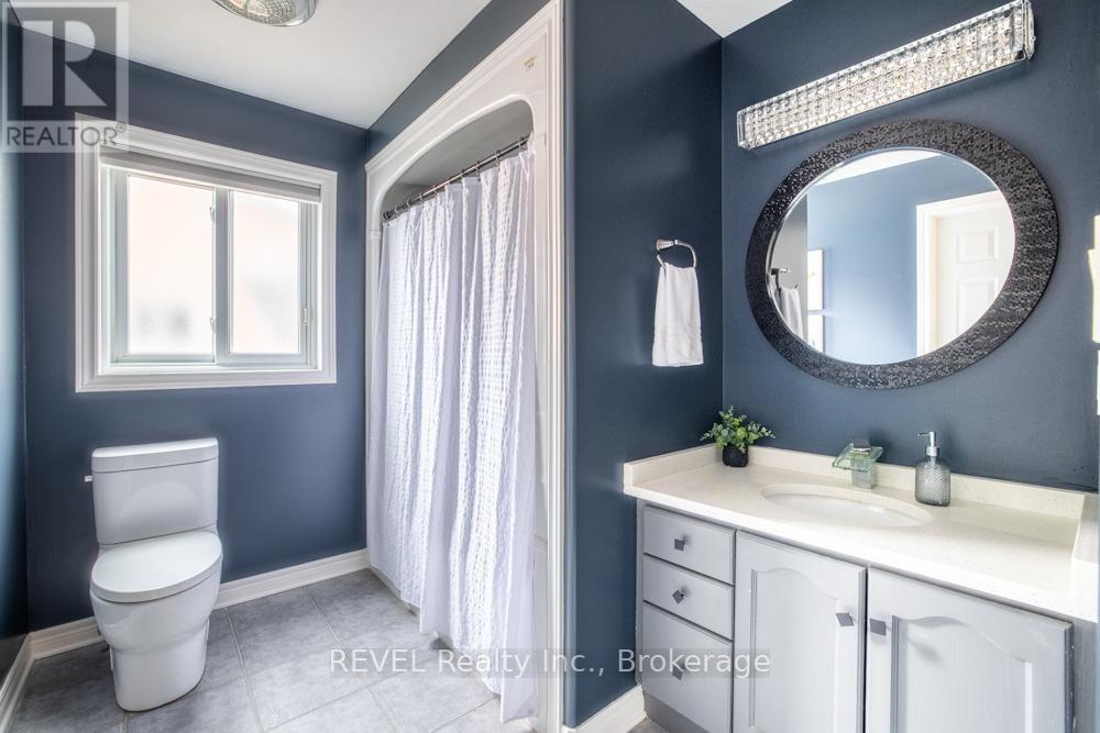 8205 Harvest Crescent, Niagara Falls, Ontario  L2H 3G4 - Photo 21 - X12964940