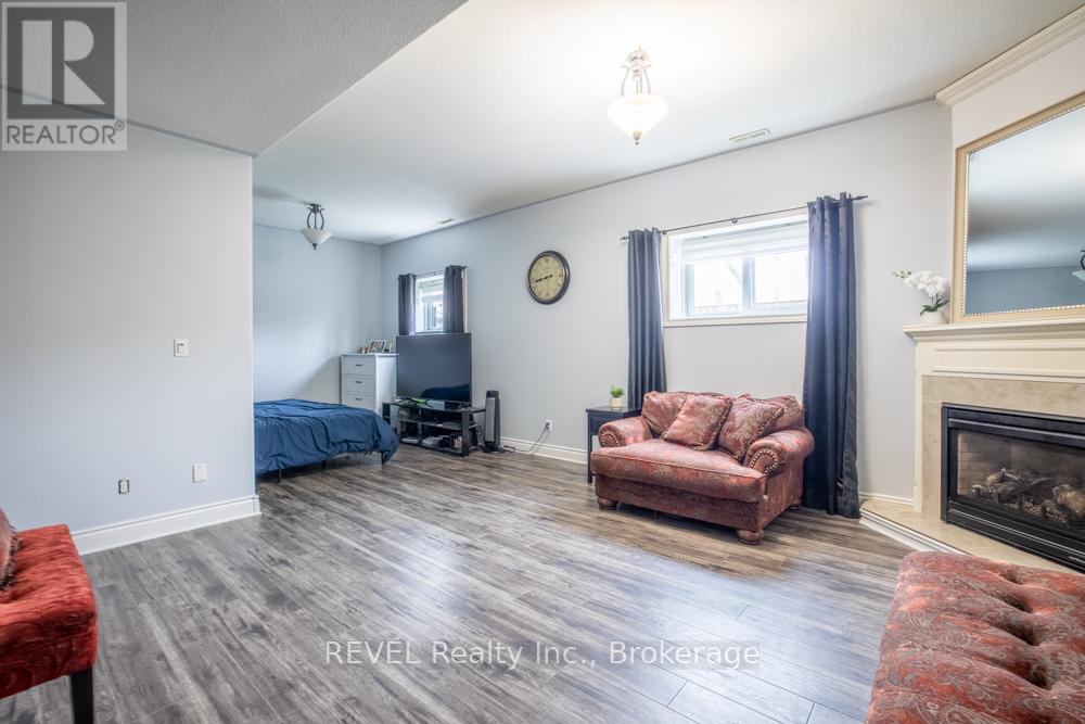 8205 Harvest Crescent, Niagara Falls, Ontario  L2H 3G4 - Photo 24 - X12964940