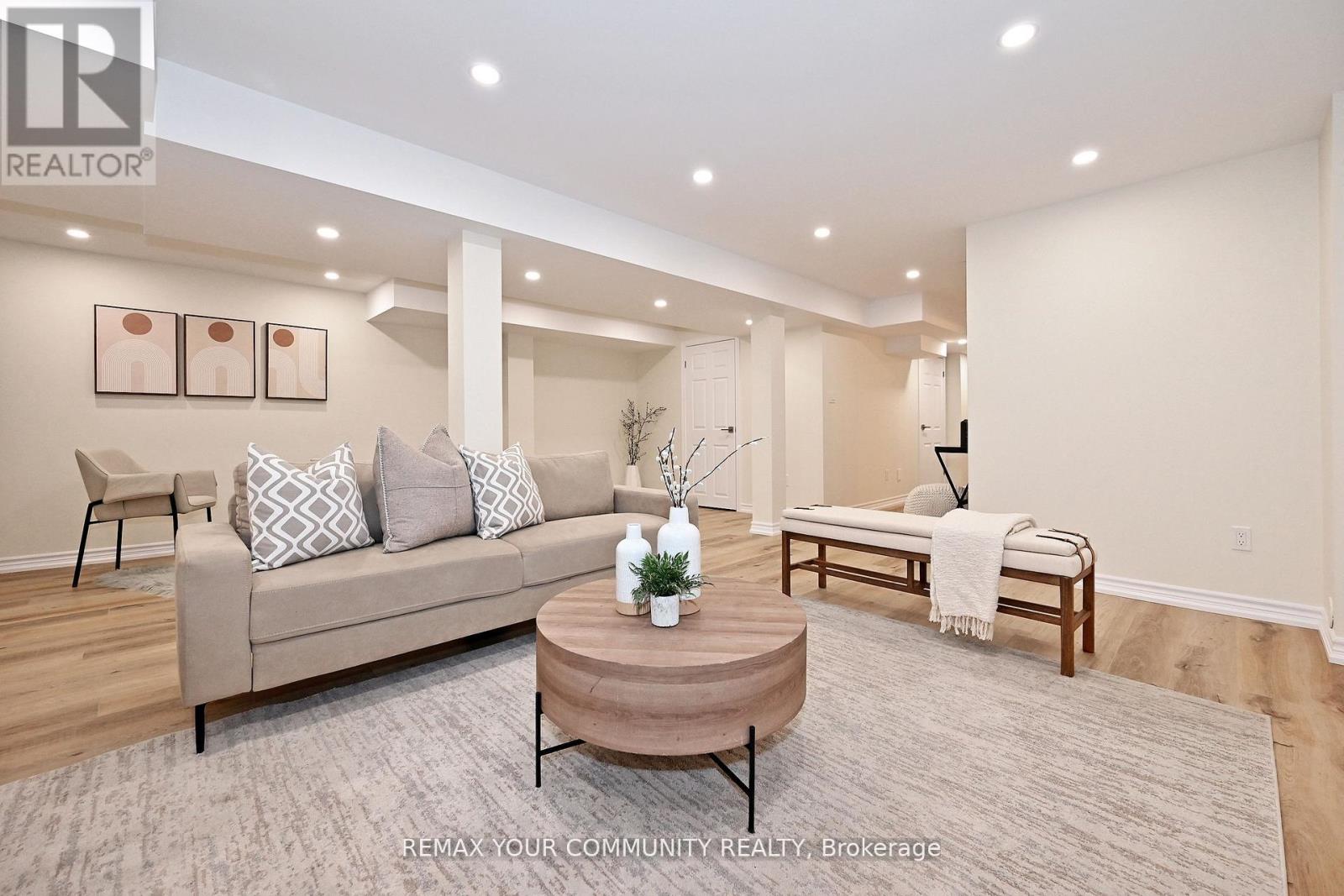 67 - 635 Tapestry Lane, Newmarket, Ontario  L3X 3C8 - Photo 7 - N12964248