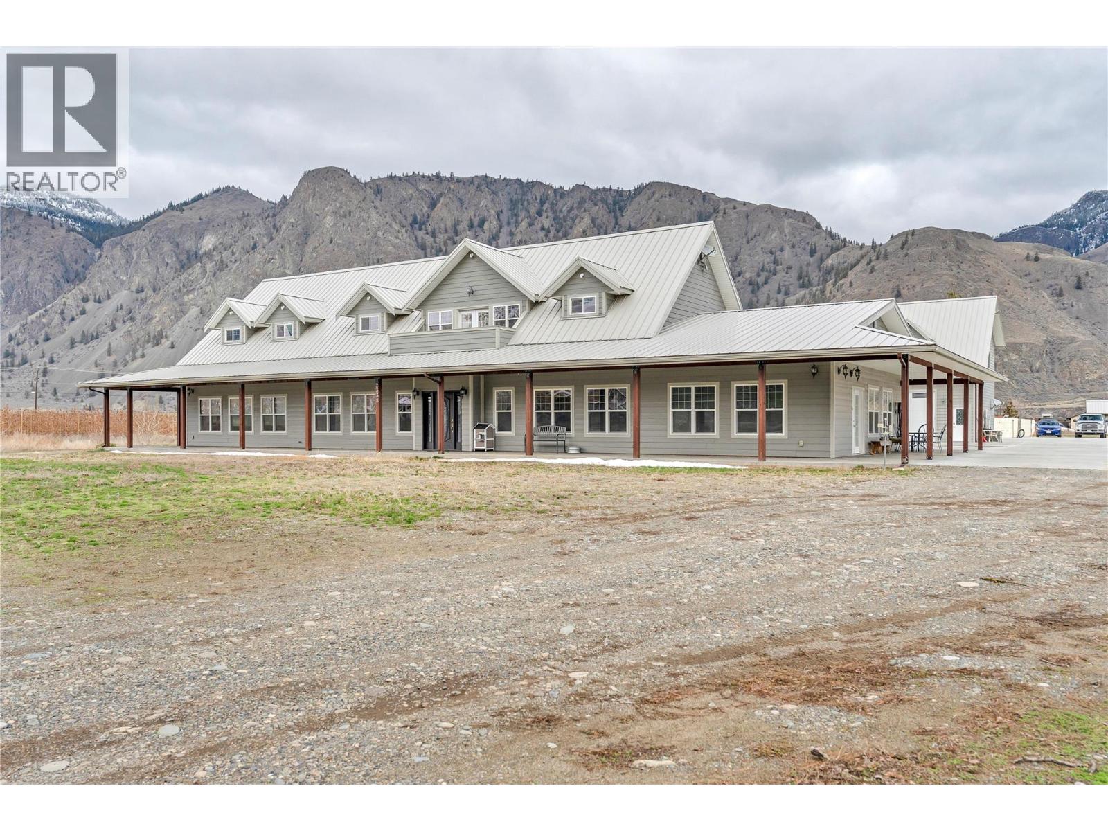 2338 HWY 3, Cawston, British Columbia