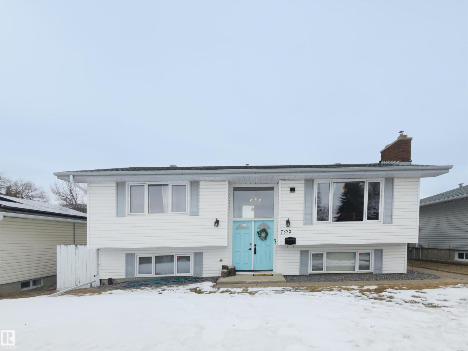 7323 147 AV NW, edmonton, Alberta