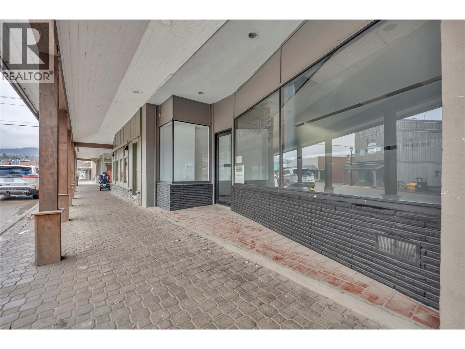 240 Bridge Street, Princeton, British Columbia  V0X 1W0 - Photo 3 - 10377495