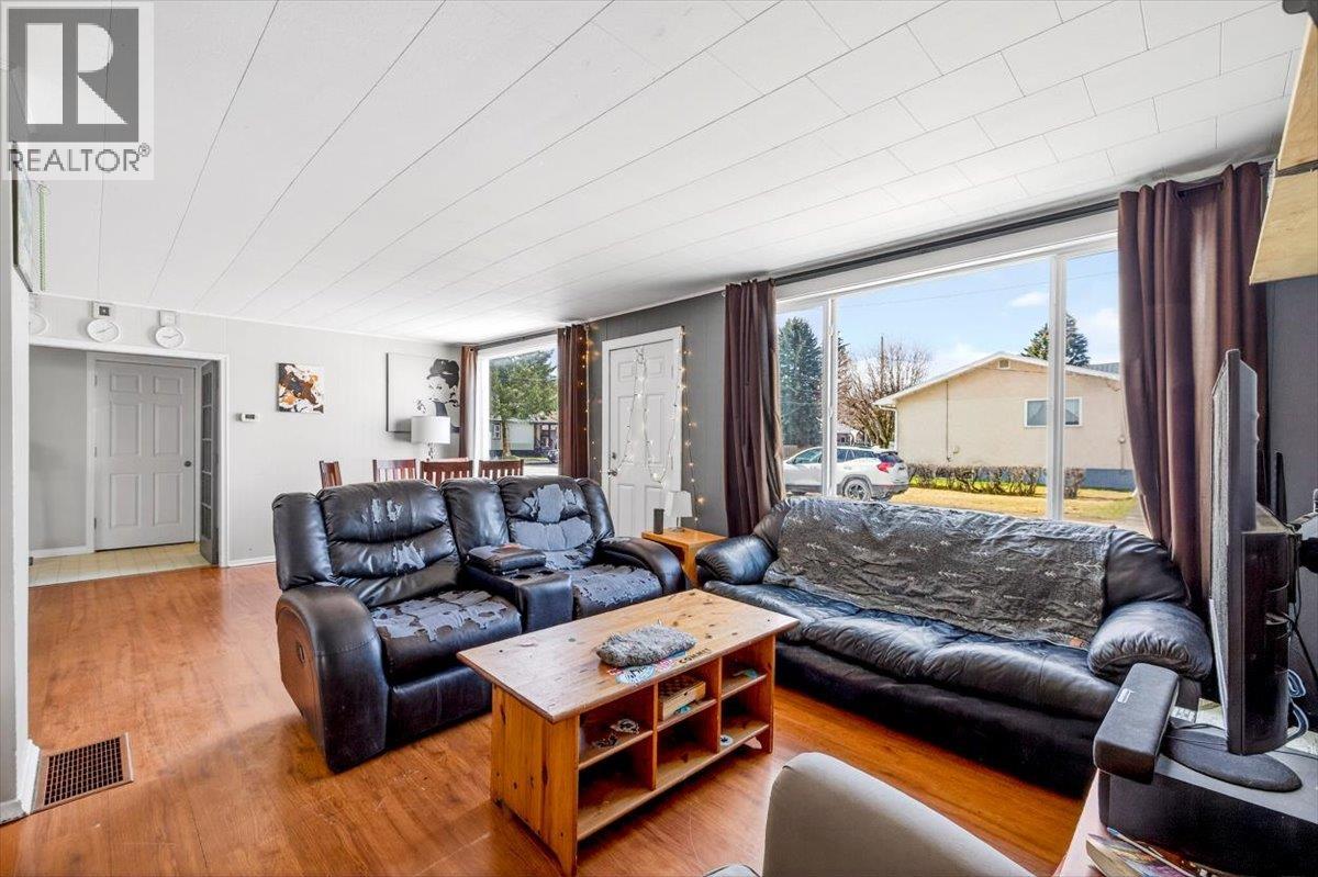 1101/ 1111 2nd Avenue, Fernie, British Columbia  V0B 1M0 - Photo 37 - 10381363