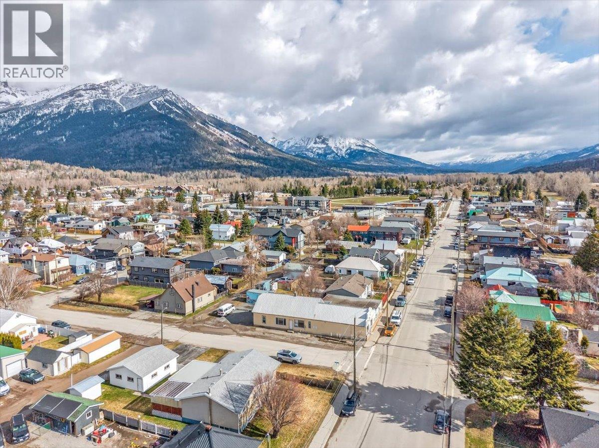 1101/ 1111 2nd Avenue, Fernie, British Columbia  V0B 1M0 - Photo 62 - 10381363