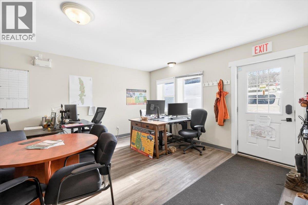 1101/ 1111 2nd Avenue, Fernie, British Columbia  V0B 1M0 - Photo 23 - 10381363