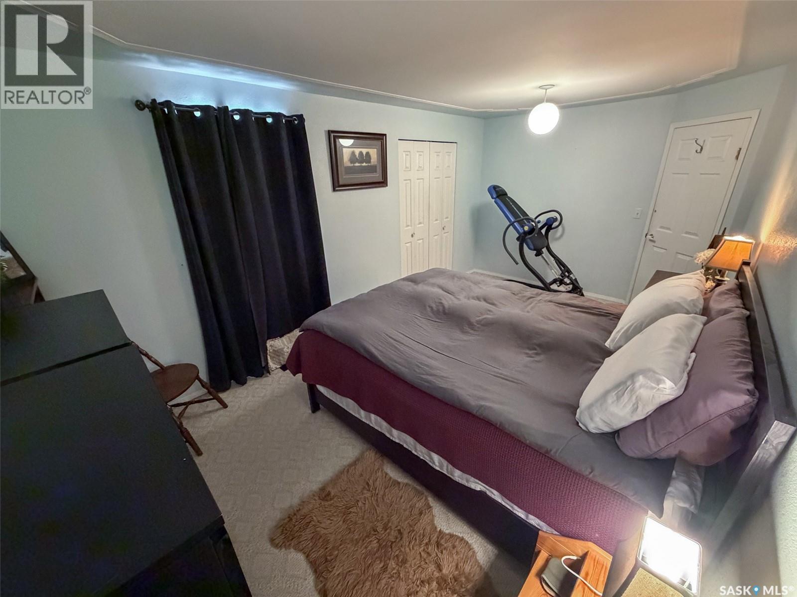 118 Cedar Avenue N, Eastend, Saskatchewan  S0N 0T0 - Photo 20 - SK032219