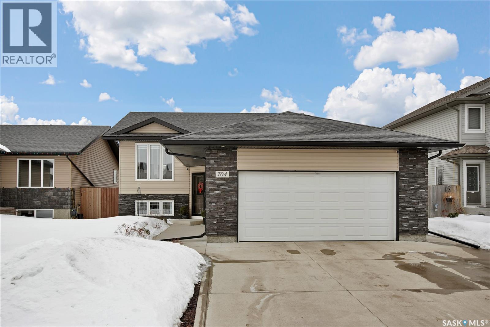 704 Reimer Road, Martensville, Saskatchewan  S0K 0A2 - Photo 33 - SK032175