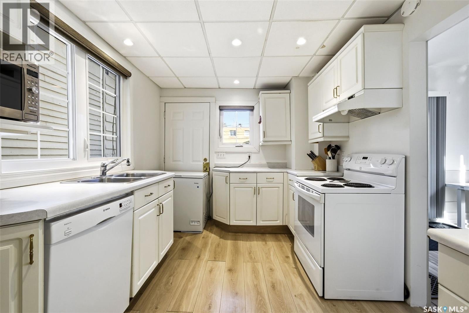 2231 Cameron Street, Regina, Saskatchewan  S4T 2V9 - Photo 10 - SK032172