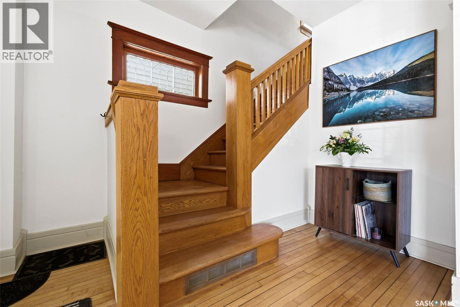 2231 Cameron Street, Regina, Saskatchewan  S4T 2V9 - Photo 4 - SK032172