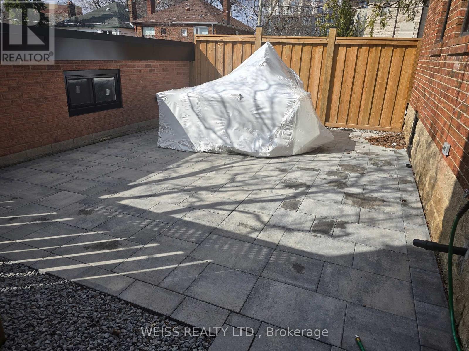 199 Glengarry Avenue, Toronto, Ontario  M5M 1E1 - Photo 7 - C12964770