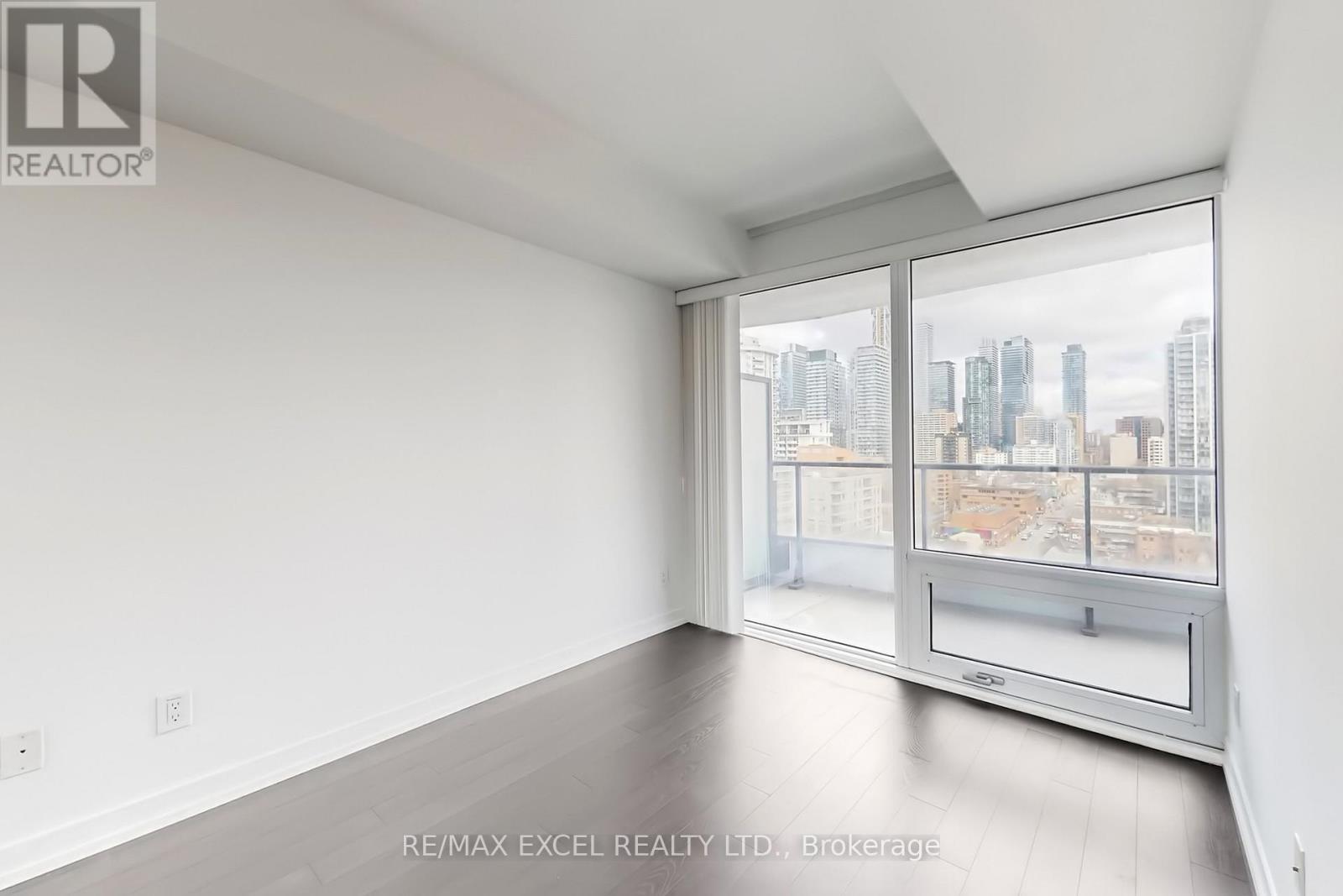 1908 - 85 Wood Street, Toronto, Ontario  M4Y 0E8 - Photo 25 - C12964812