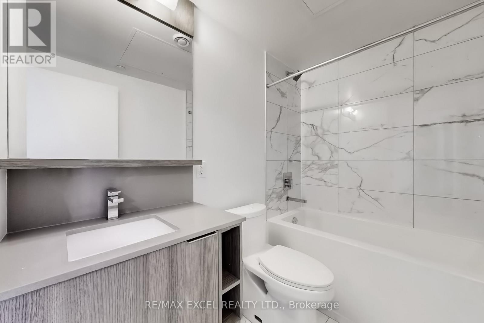 1908 - 85 Wood Street, Toronto, Ontario  M4Y 0E8 - Photo 32 - C12964812