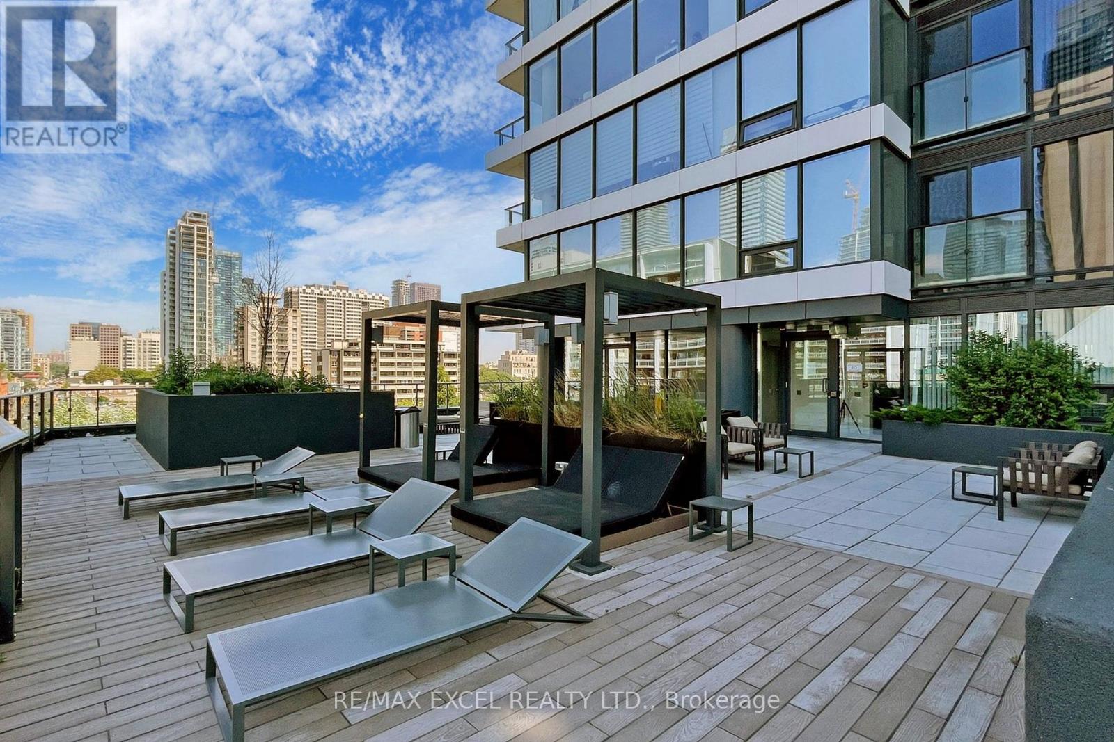 1908 - 85 Wood Street, Toronto, Ontario  M4Y 0E8 - Photo 6 - C12964812