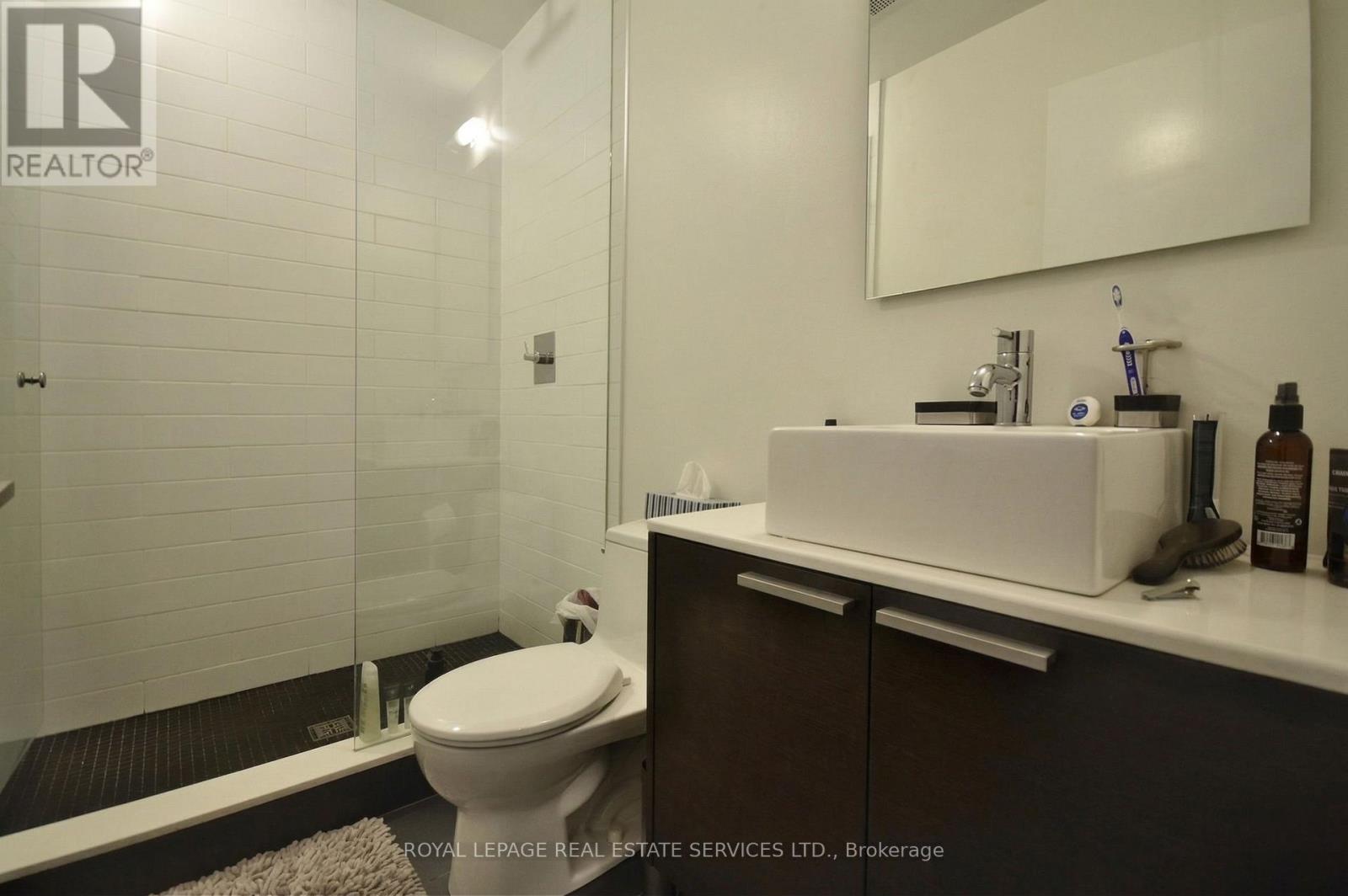 804 - 169 John Street, Toronto, Ontario  M5T 1X3 - Photo 11 - C12964834