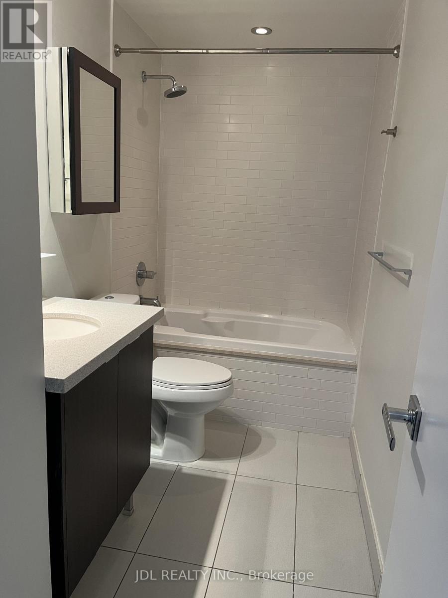 3901 - 21 Widmer Street, Toronto, Ontario  M5V 0B8 - Photo 11 - C12964938