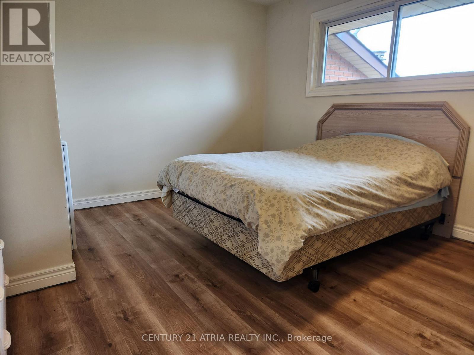 Upper - 366 Meadow Street, Oshawa, Ontario  L1L 1A4 - Photo 11 - E12964748