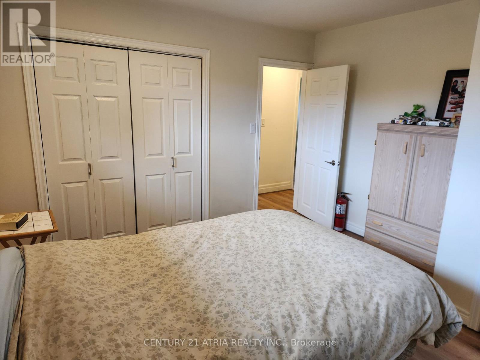 Upper - 366 Meadow Street, Oshawa, Ontario  L1L 1A4 - Photo 13 - E12964748