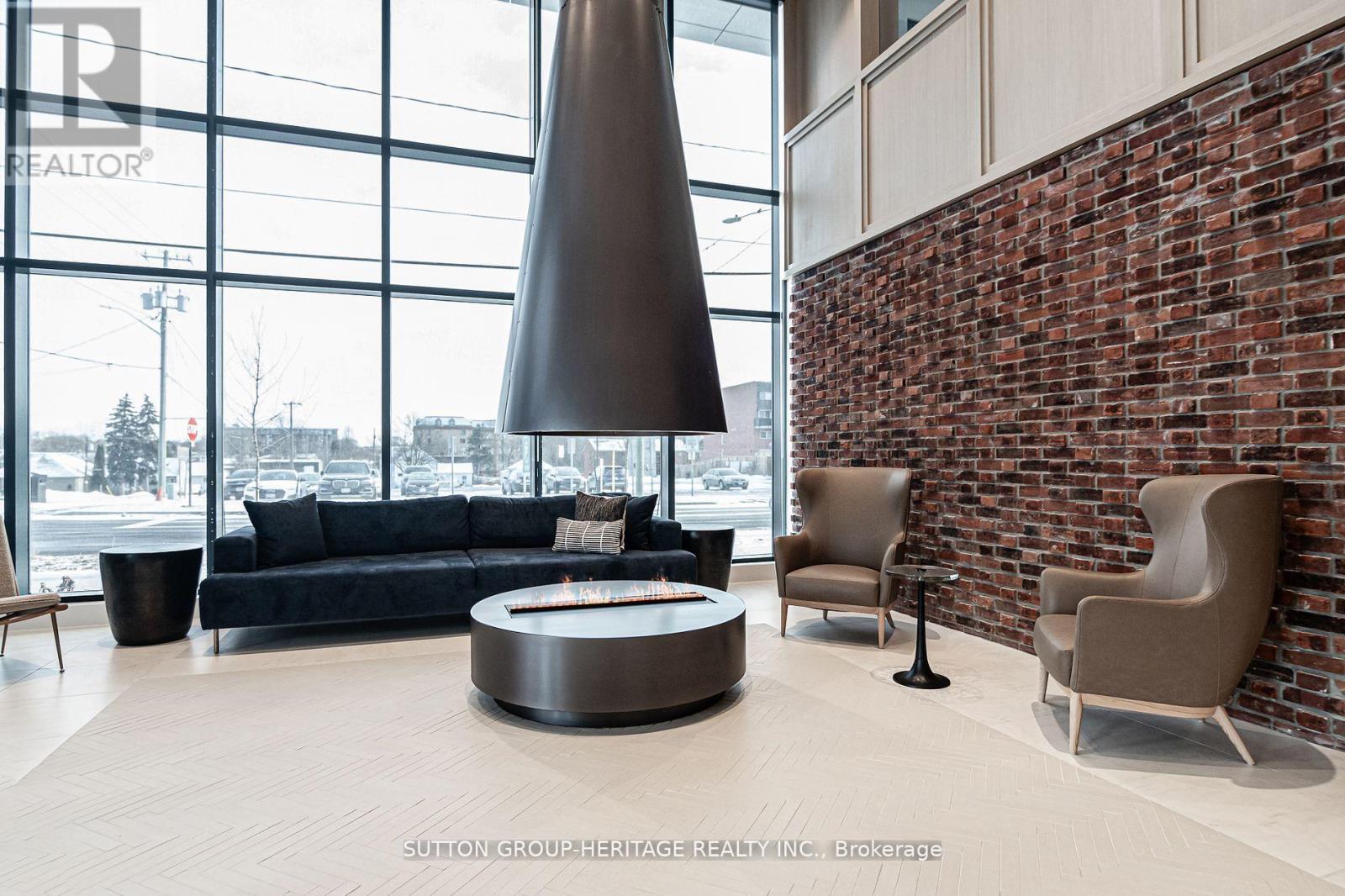 418 - 201 Brock Street S, Whitby, Ontario  L1N 4K2 - Photo 2 - E12964810