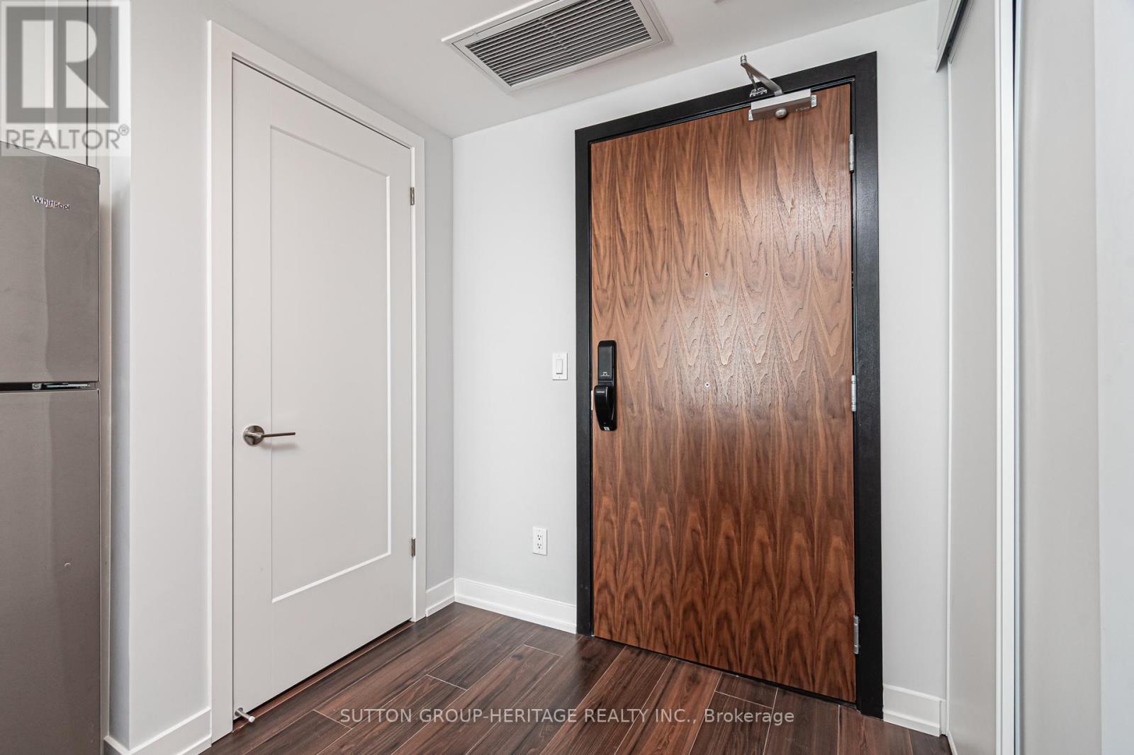 418 - 201 Brock Street S, Whitby, Ontario  L1N 4K2 - Photo 4 - E12964810