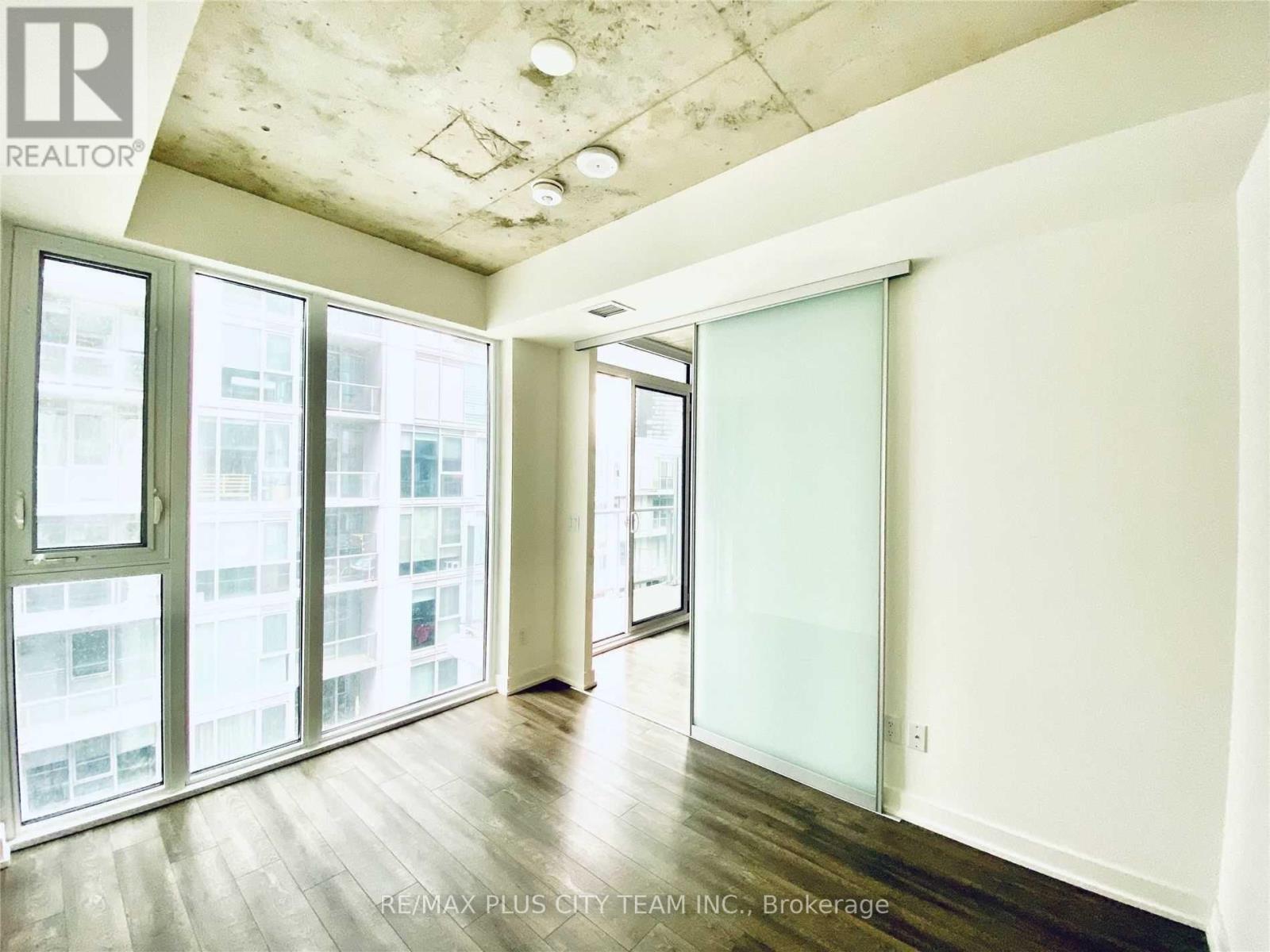 1006 - 30 Baseball Place, Toronto, Ontario  M4M 0E8 - Photo 10 - E12964814