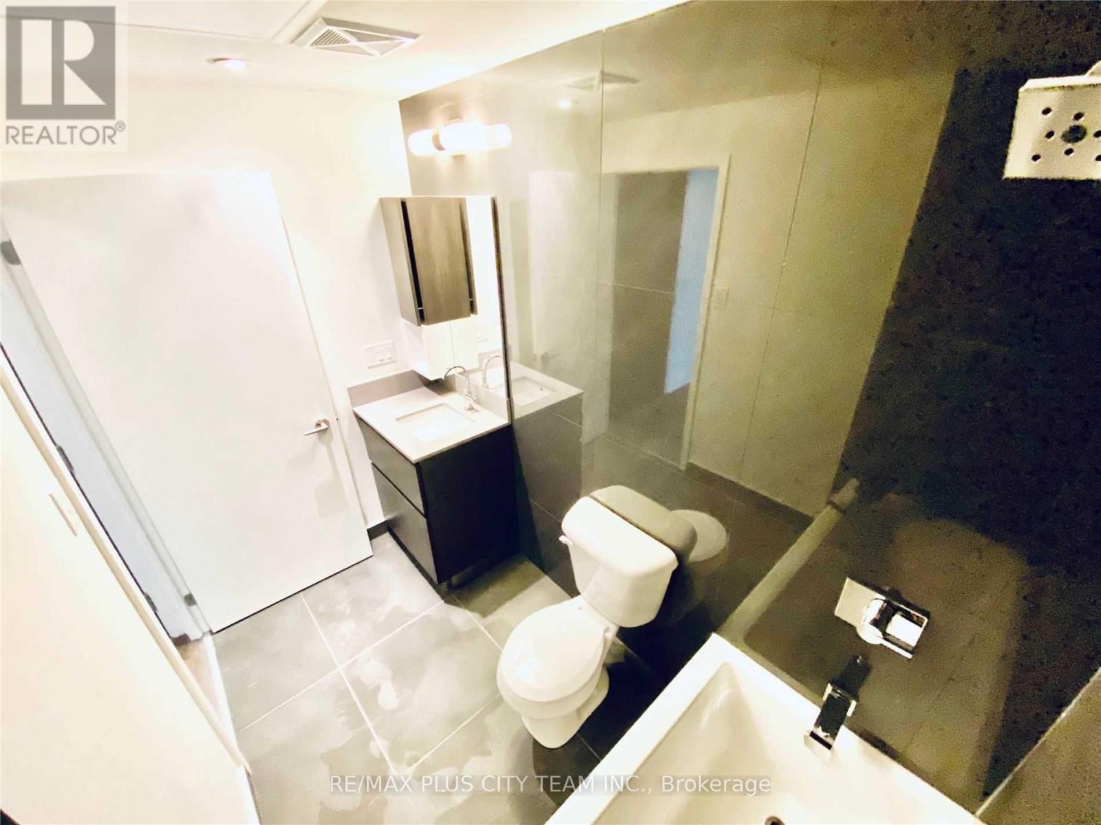 1006 - 30 Baseball Place, Toronto, Ontario  M4M 0E8 - Photo 15 - E12964814