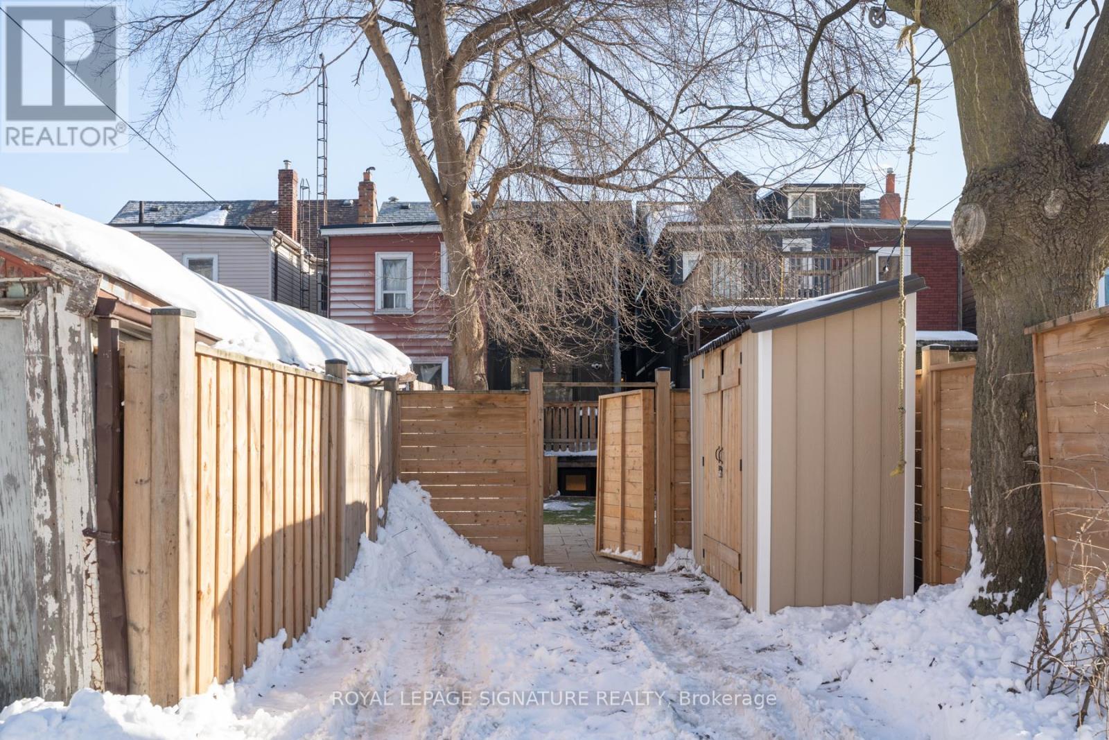 26 Pape Avenue, Toronto, Ontario  M4M 2V6 - Photo 35 - E12964918