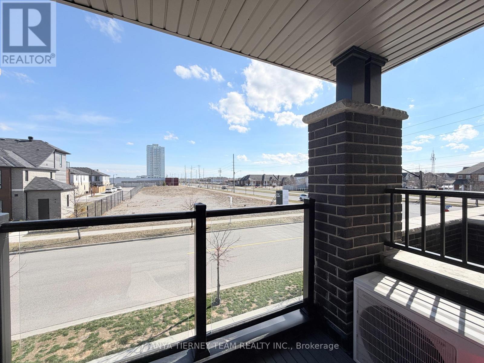 22 Esquire Way, Whitby, Ontario  L1R 0S7 - Photo 15 - E12964920