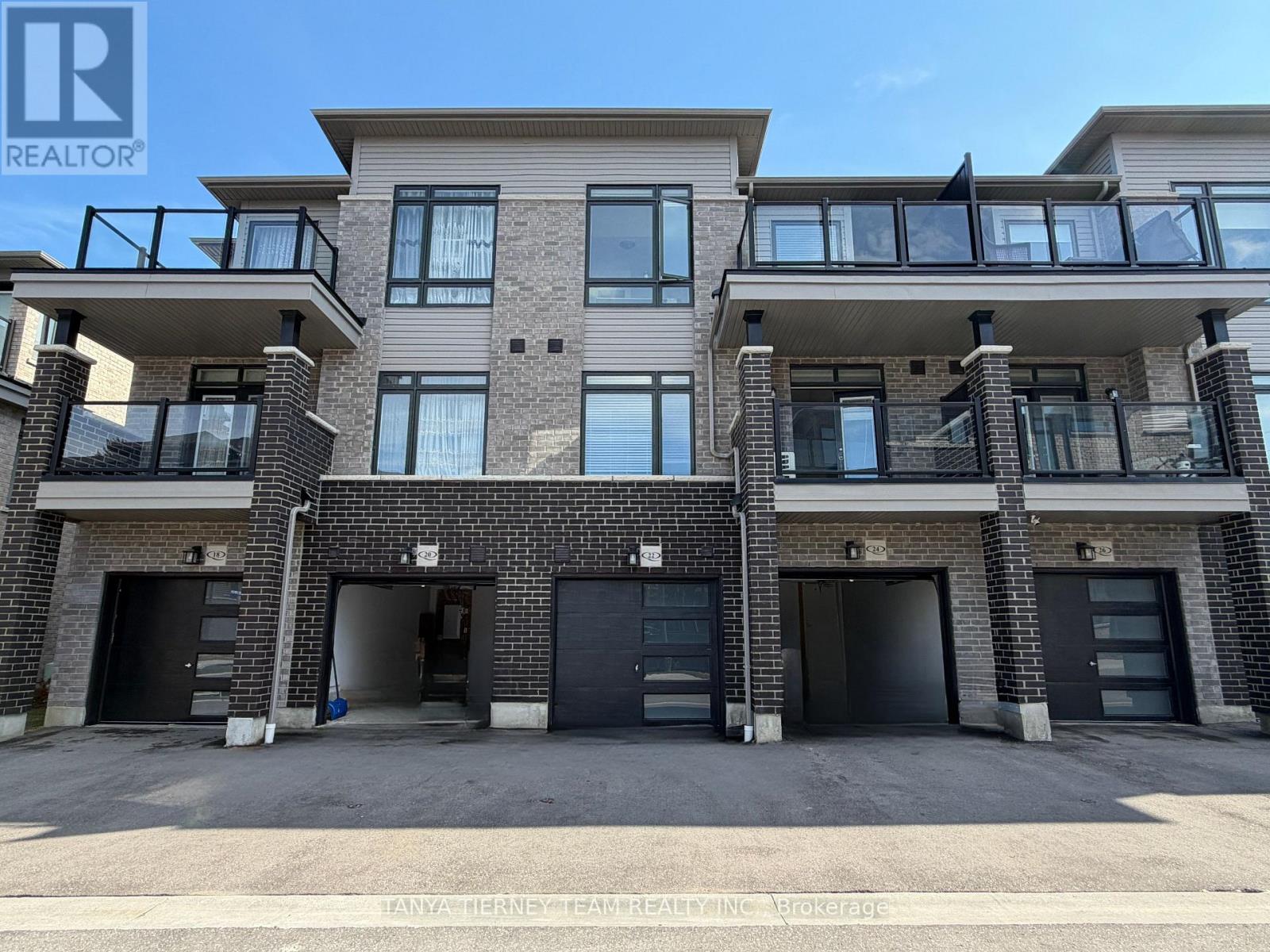 22 Esquire Way, Whitby, Ontario  L1R 0S7 - Photo 33 - E12964920